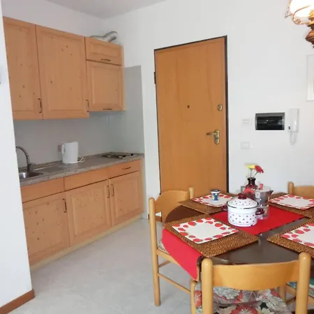 Homely Flat With Balcony And Swimming Pool *